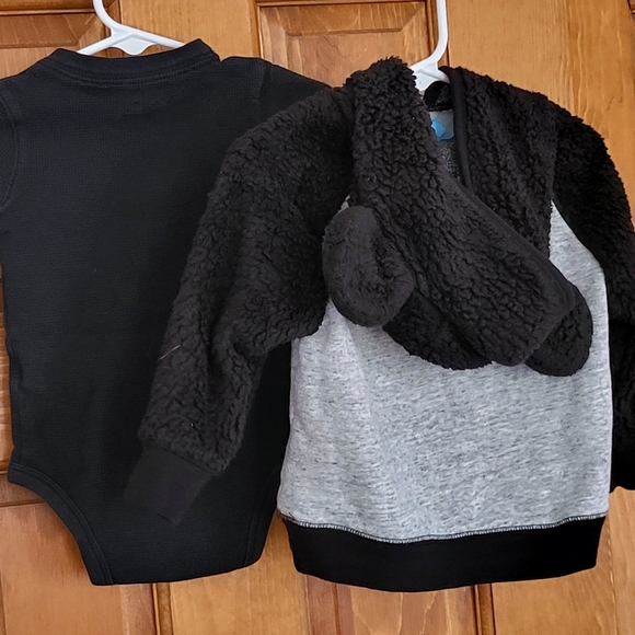 Lot of 8 Disney 12-18 & 18 mo Mickey Hoodies Tops Thermal One Piece Variety - Picture 7 of 15